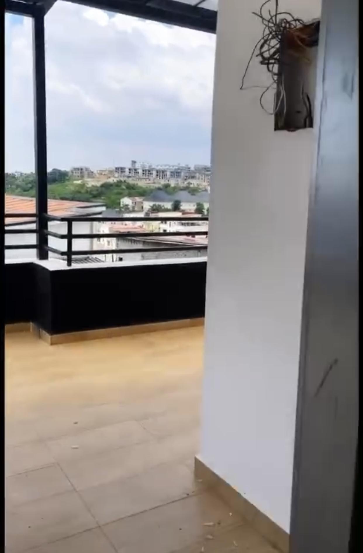 Luxury  5 bedrooms fully detached